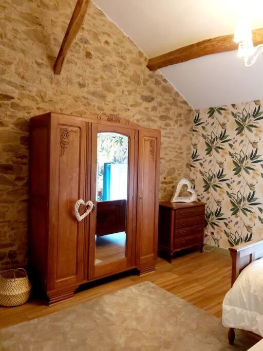 Beautiful 2 Bed Cottage With Swimming Pool Pagéas Kültér fotó