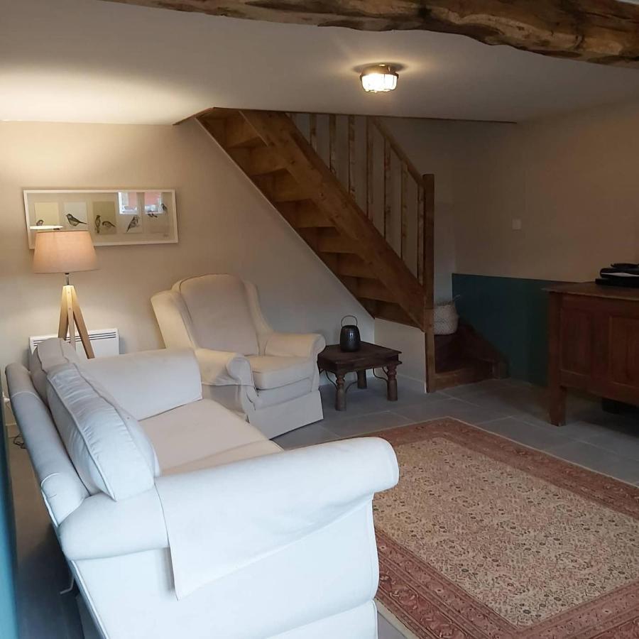 Beautiful 2 Bed Cottage With Swimming Pool Pagéas Kültér fotó
