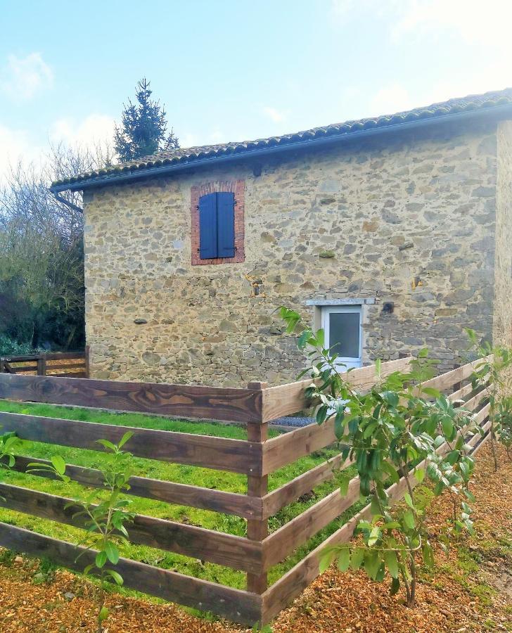 Beautiful 2 Bed Cottage With Swimming Pool Pagéas Kültér fotó