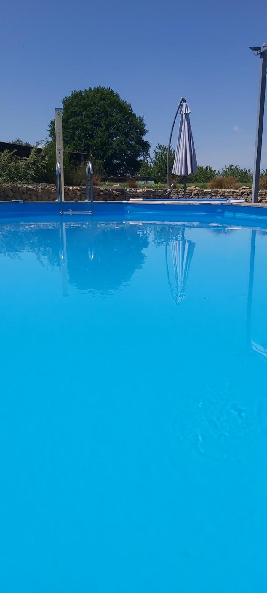 Beautiful 2 Bed Cottage With Swimming Pool Pagéas Kültér fotó