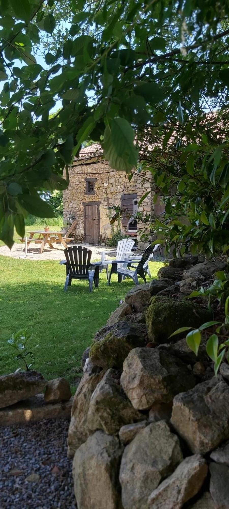 Beautiful 2 Bed Cottage With Swimming Pool Pagéas Szoba fotó