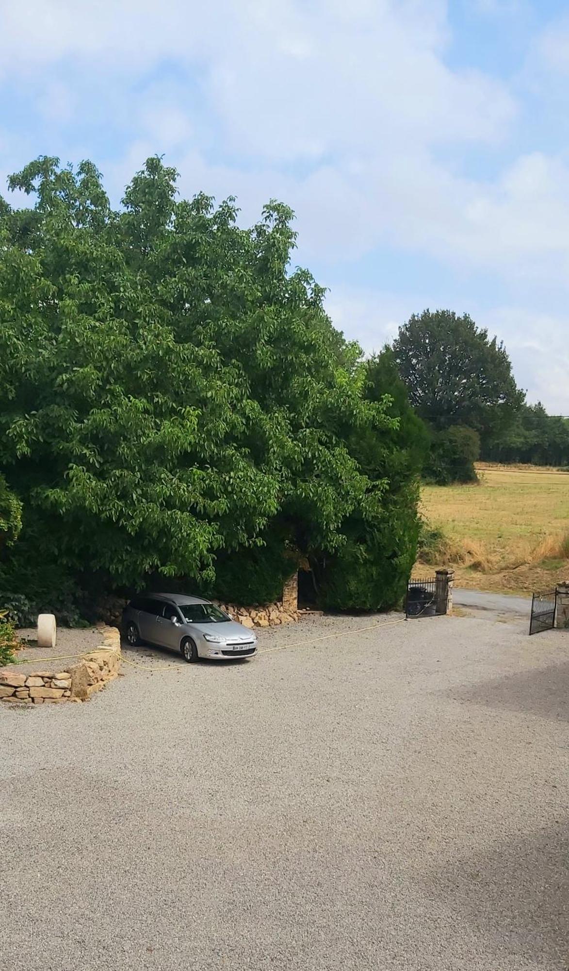 Beautiful 2 Bed Cottage With Swimming Pool Pagéas Szoba fotó