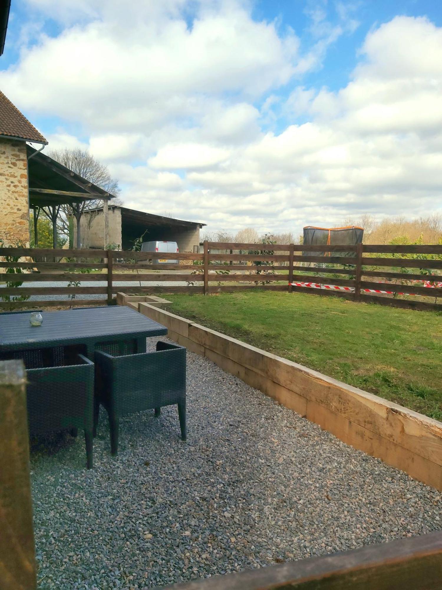 Beautiful 2 Bed Cottage With Swimming Pool Pagéas Szoba fotó